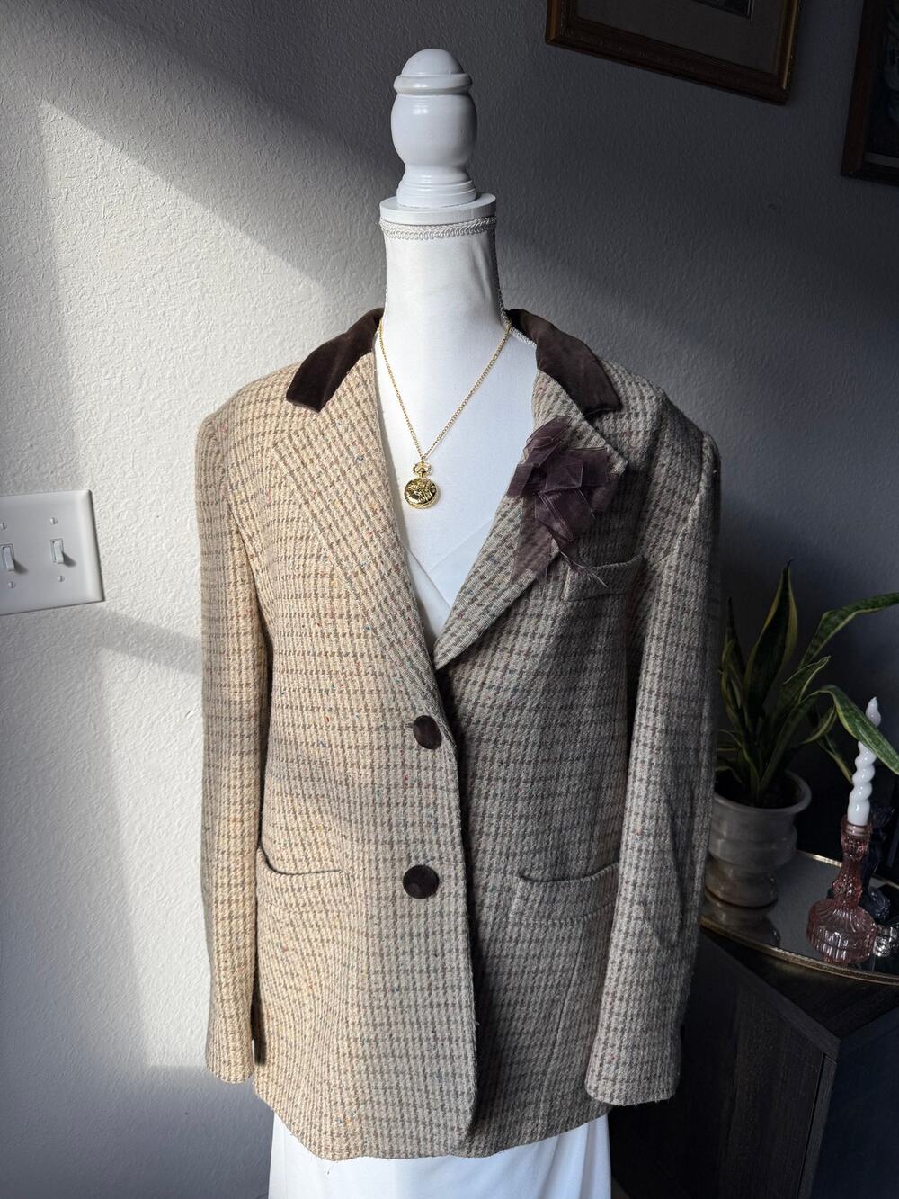 Vintage Spanish 100% Wool Plaid blazer